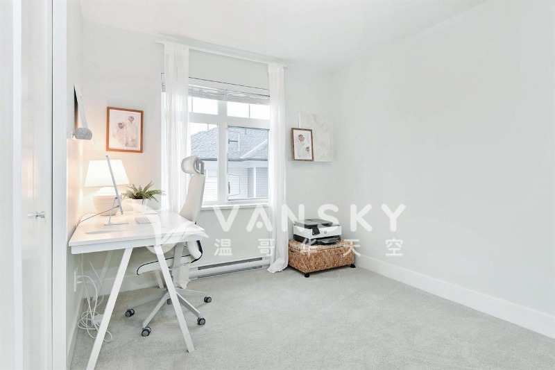 251016221320_room 2.jpg